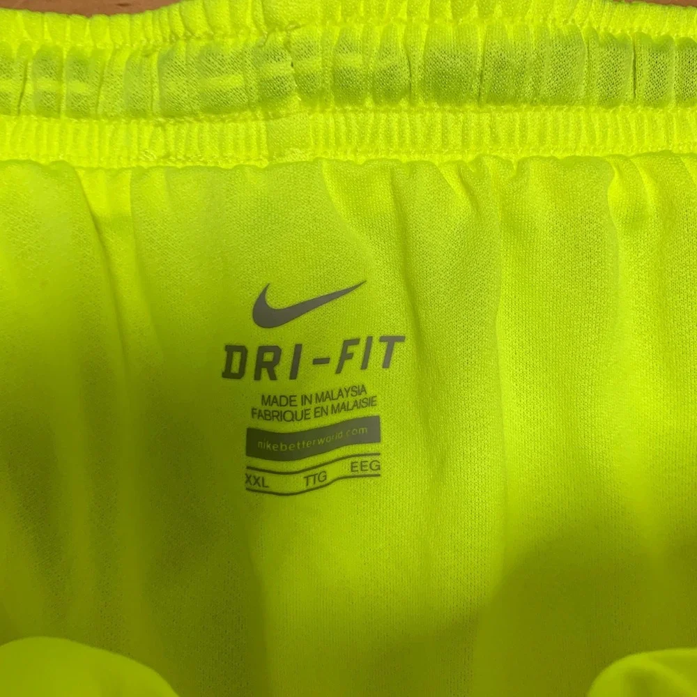 Nike Dri-FIT Flex Stride Running Shorts Men 2XL Volt Yellow Brief-Lined Athletic